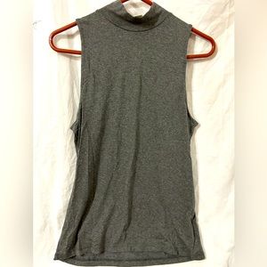 H&M sleeveless gray top